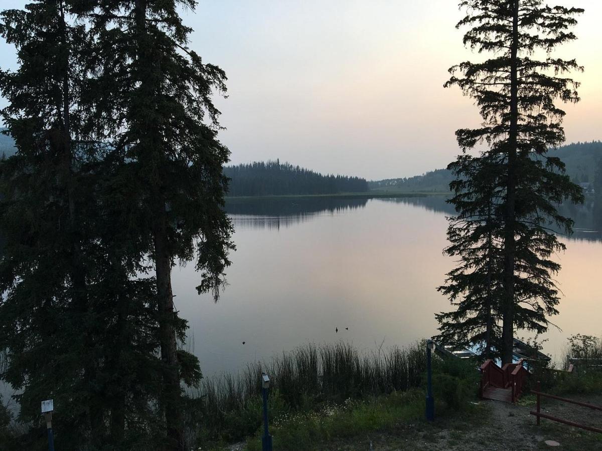 Lac Le Jeune Nature Resort Logan Lake Exterior photo