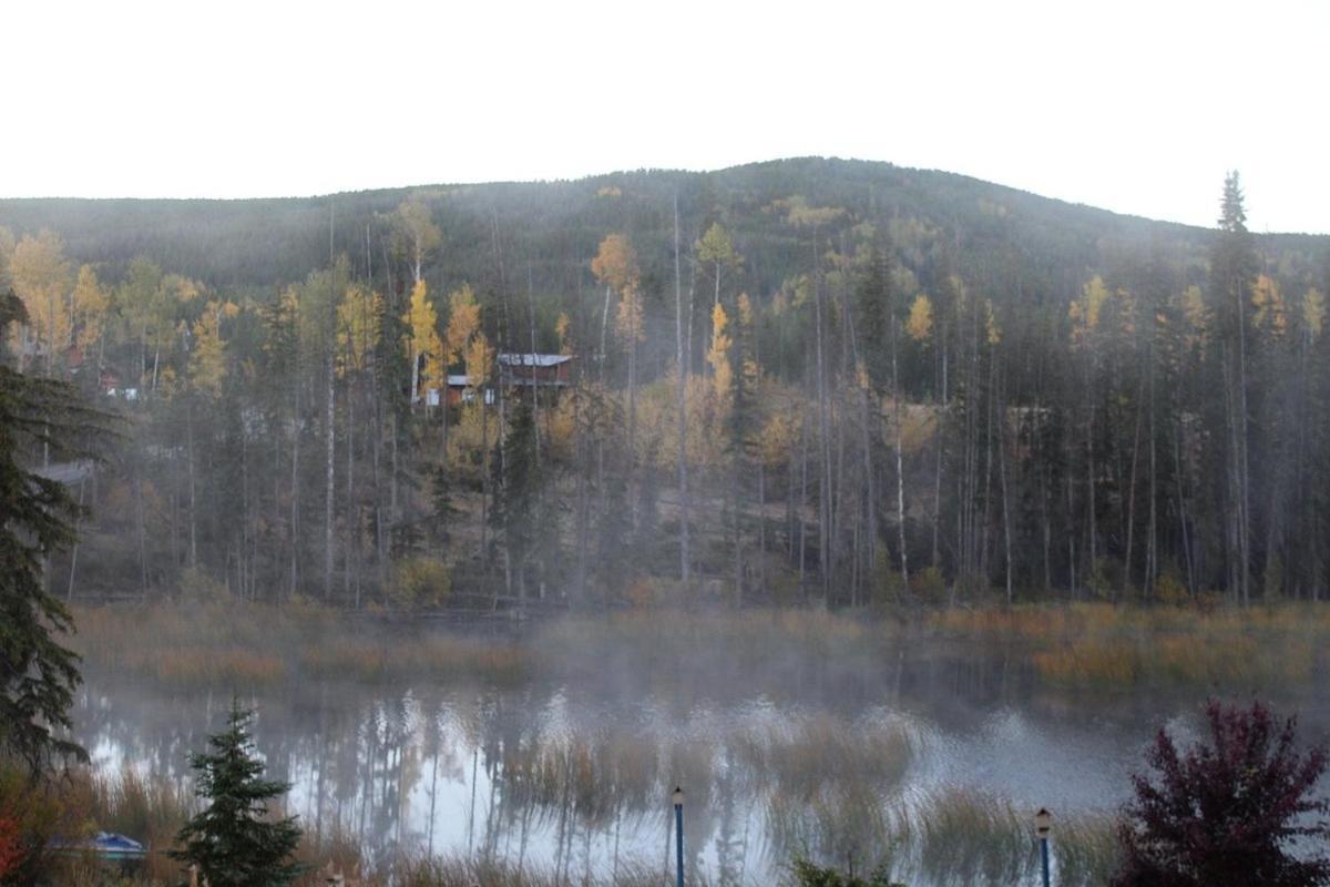 Lac Le Jeune Nature Resort Logan Lake Exterior photo