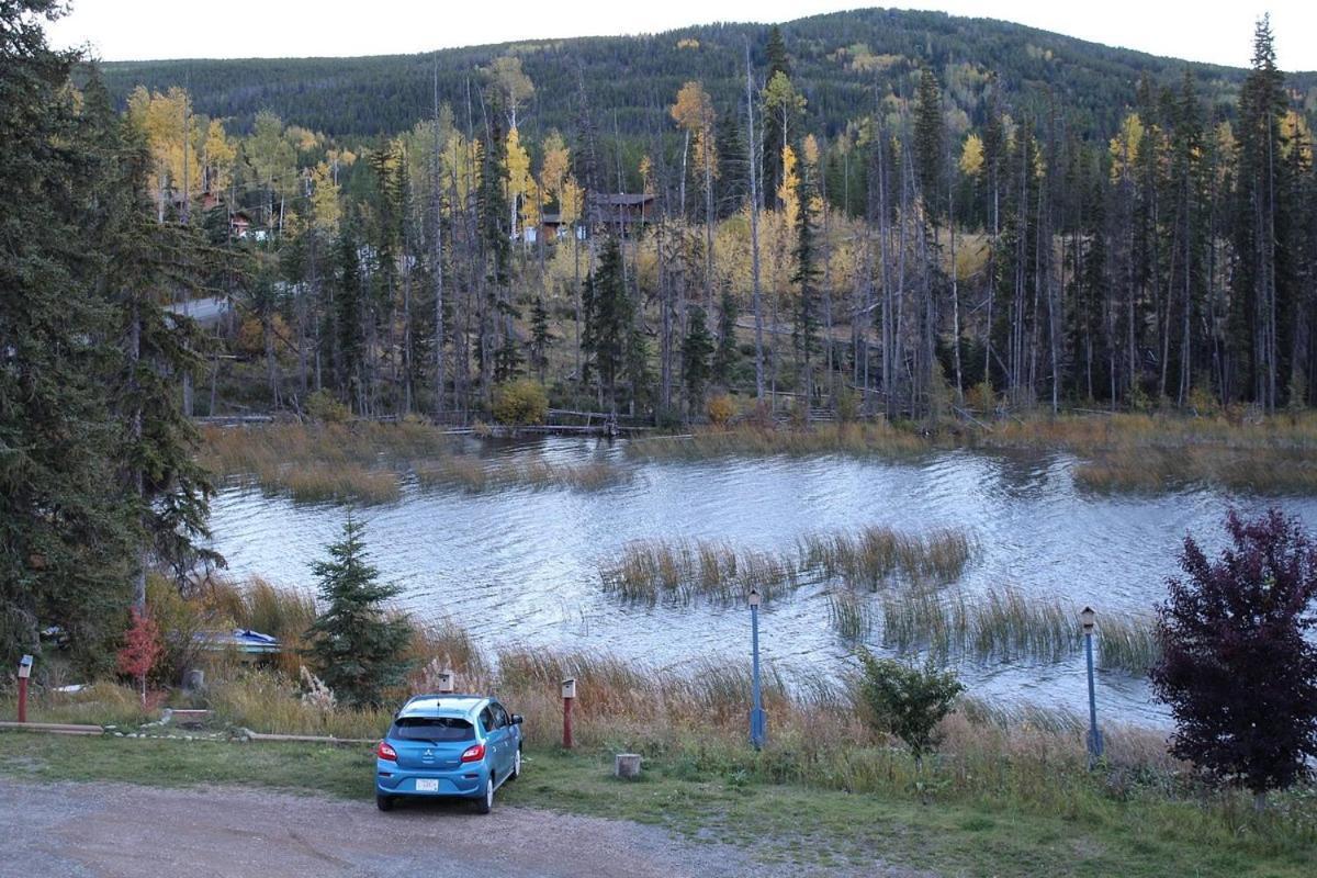 Lac Le Jeune Nature Resort Logan Lake Exterior photo